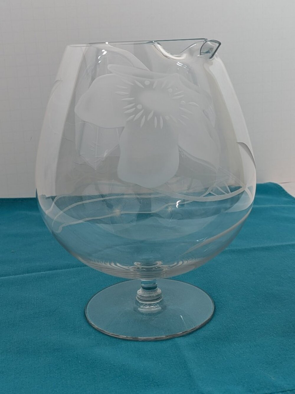 Beautiful Crystal Cocktail Pitcher with Etched Floral Design and Pinched Ice Lip